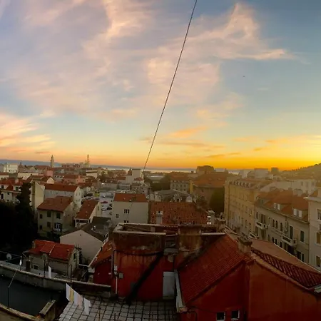 Apartment D'art Penthouse *